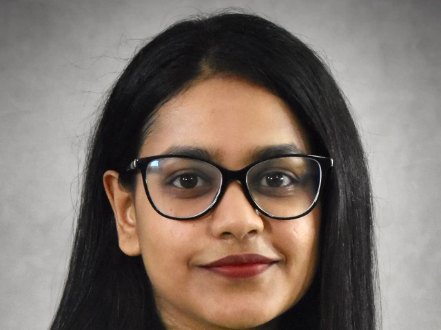 Fahmida Alam Headshot