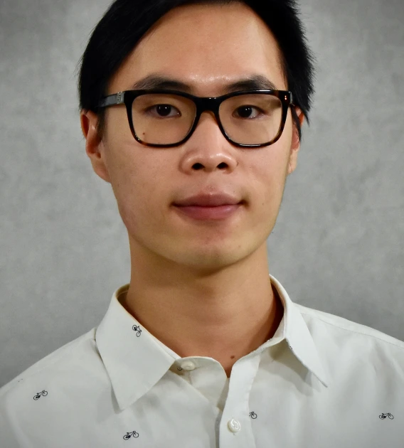 Eric Duong headshot